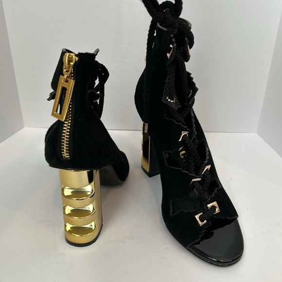 KAT MACONIE Betsy Suede Black Sandals Gold Heels Lace Up women’s size 5.5 - Picture 3 of 16